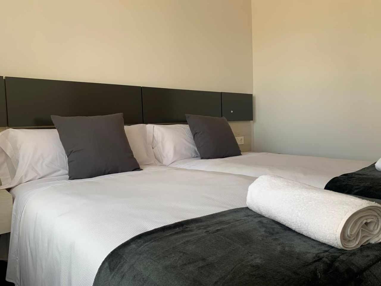 Ramon Y Cajal Suites De Luxe ليون المظهر الخارجي الصورة