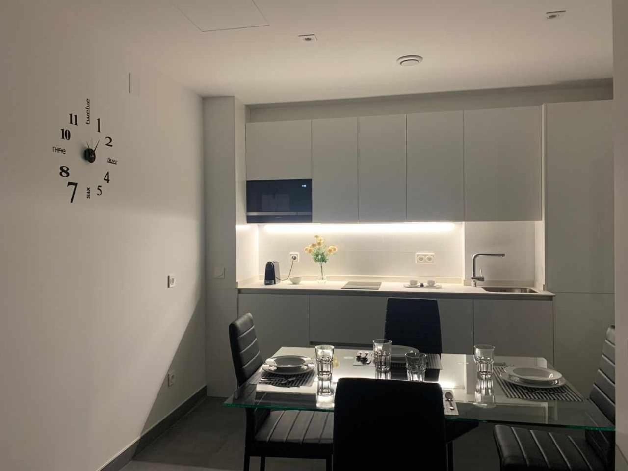 Ramon Y Cajal Suites De Luxe ليون المظهر الخارجي الصورة