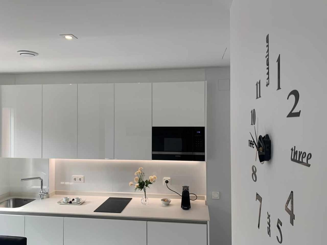 Ramon Y Cajal Suites De Luxe ليون المظهر الخارجي الصورة